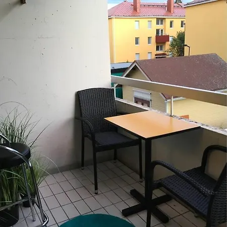 Kauniit Yksioet, 600M Keskustaan, Ilm Parkit Apartment Oulu Exterior photo