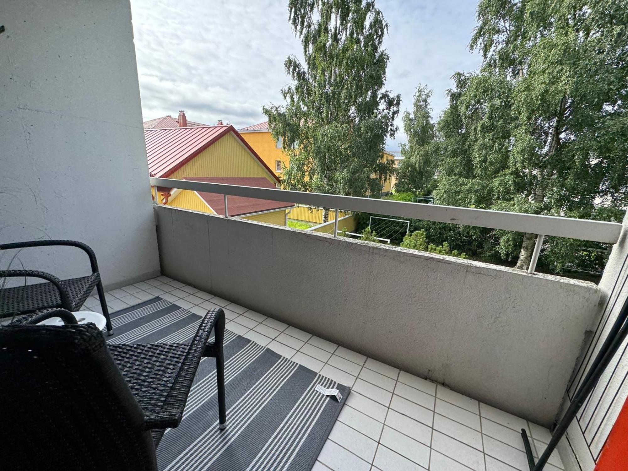 Apartment Kauniit Yksioet, 600m Keskustaan, Ilm Parkit *